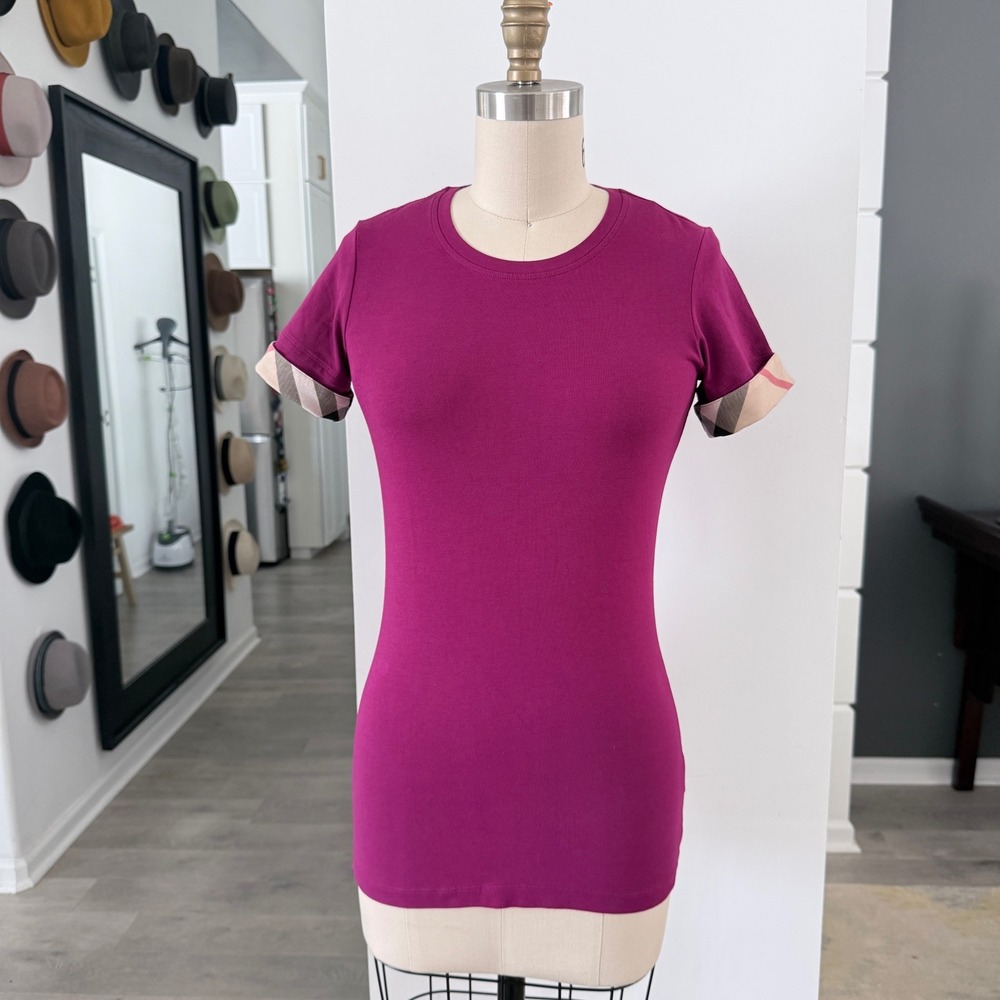 Burberry Ancholme Woman's Magenta Pink T-shirt, check sleeve, sz XS